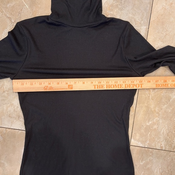 Stretchy Turtleneck Long Sleeve Slim Fit Black Top - Picture 4 of 6